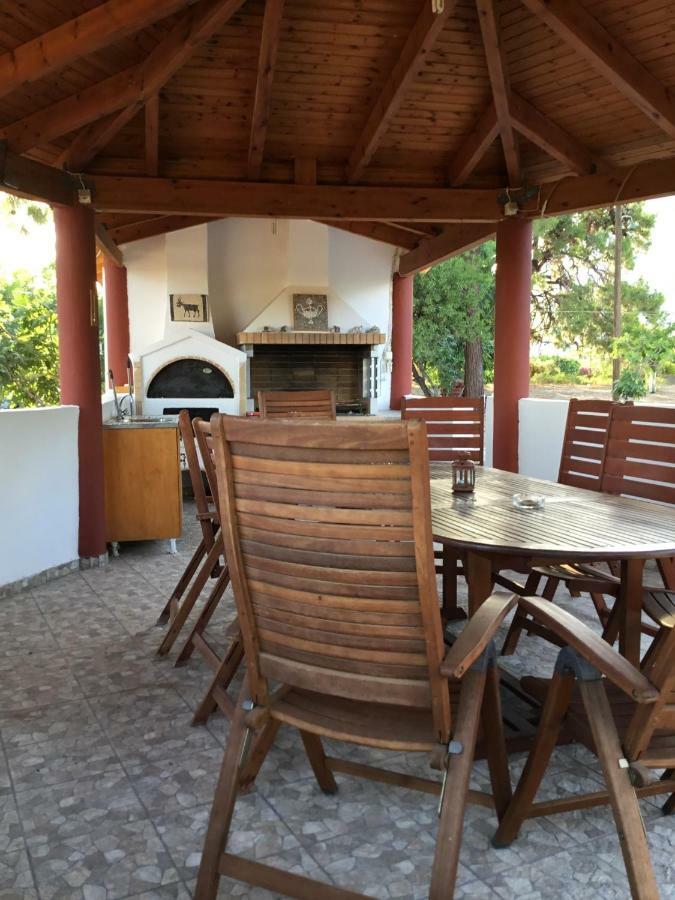 Villa Eirini Pefki Exteriör bild
