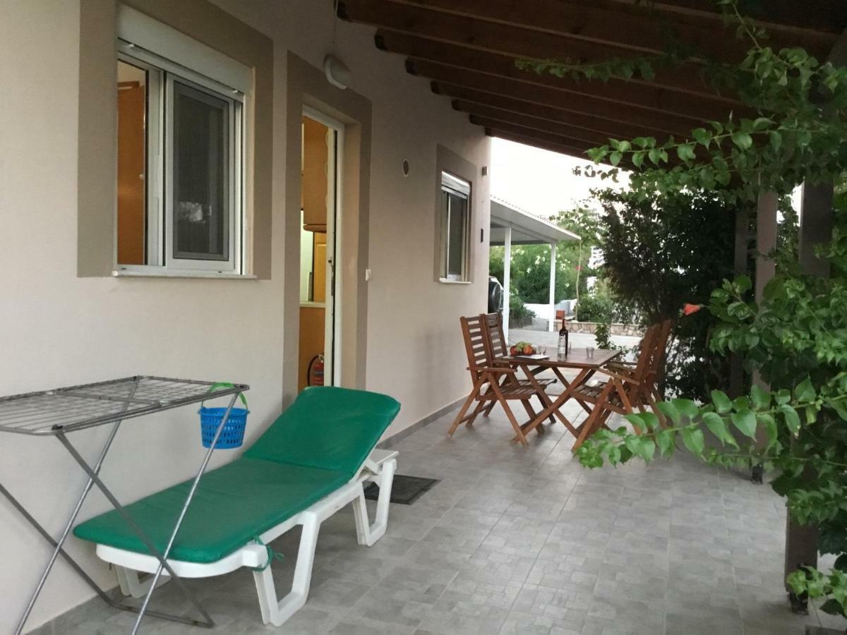 Villa Eirini Pefki Exteriör bild