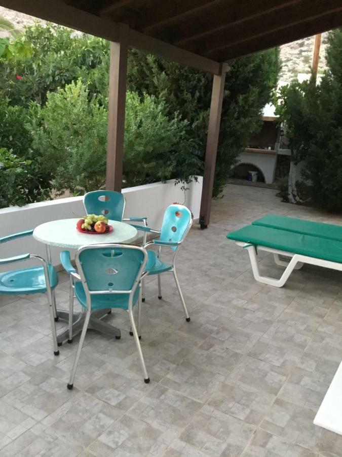 Villa Eirini Pefki Exteriör bild